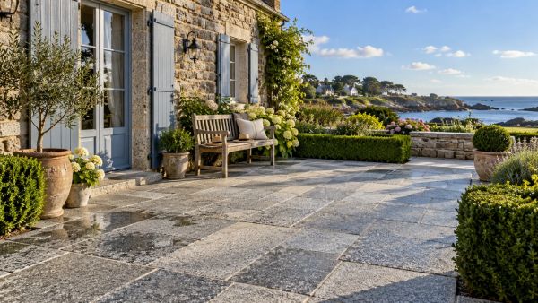 Quels sont les avantages des pavés granit pour vos aménagements extérieurs ?
